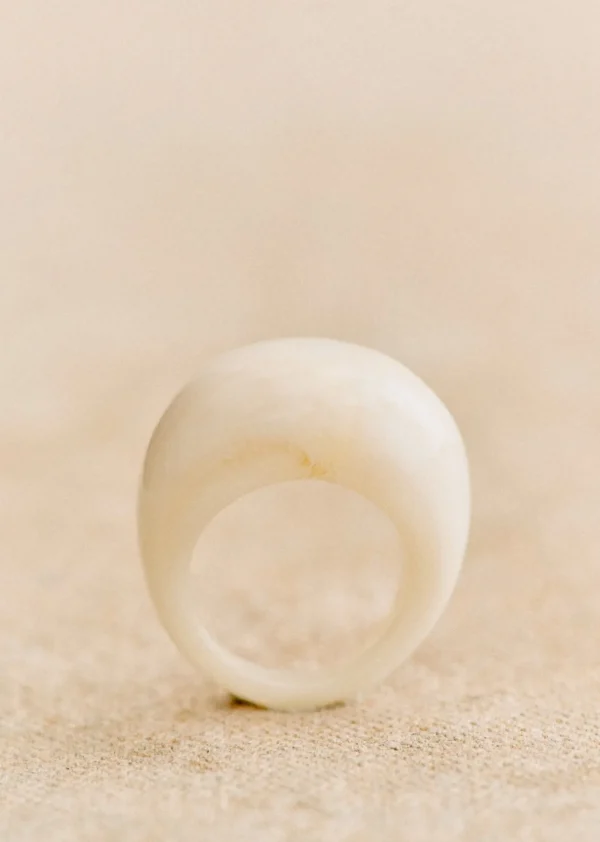 Iris Ring