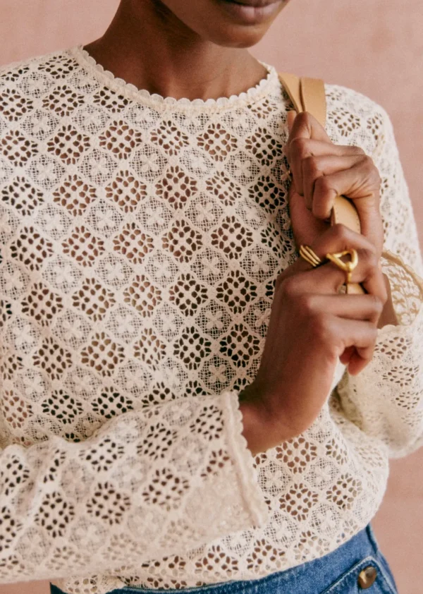 Lova Blouse