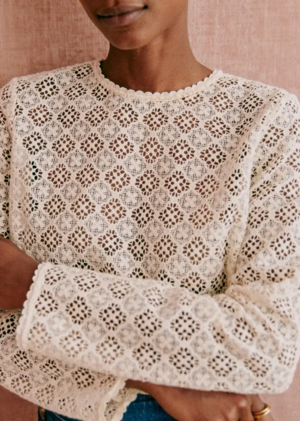 Lova Blouse