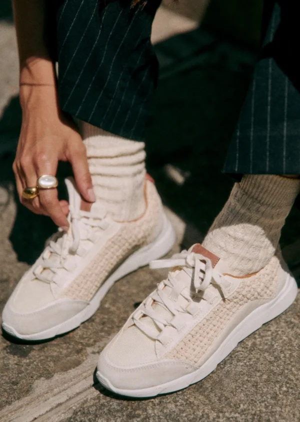 Sama Sneakers