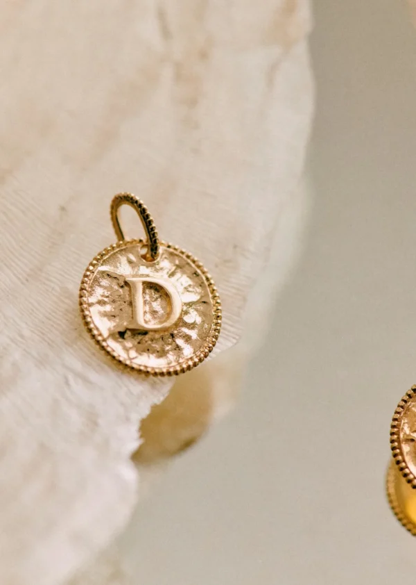 Sara Pendant - 9-carat Gold