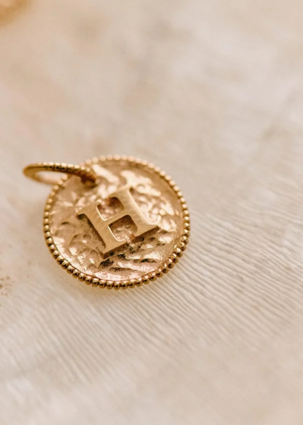 Sara Pendant - 9-carat Gold
