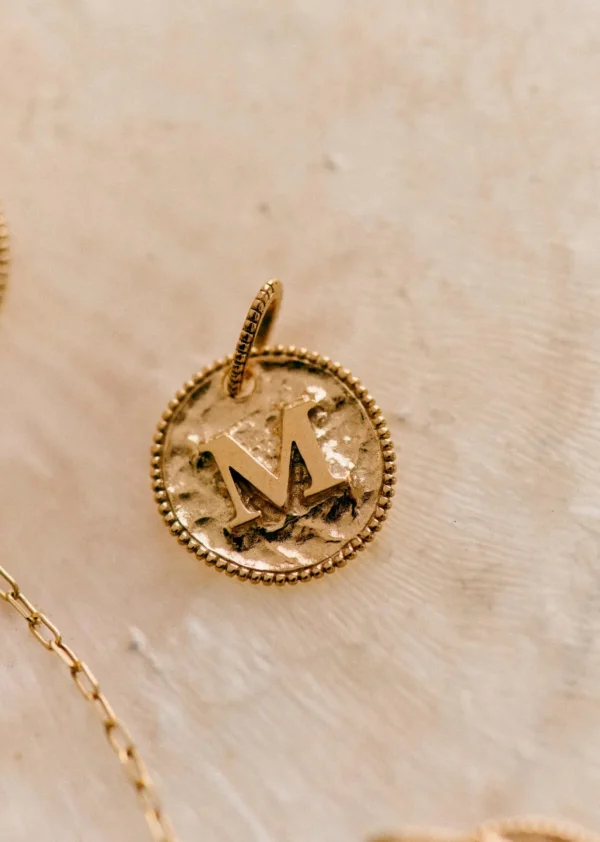 Sara Pendant 9-carat Gold - Letters I To P