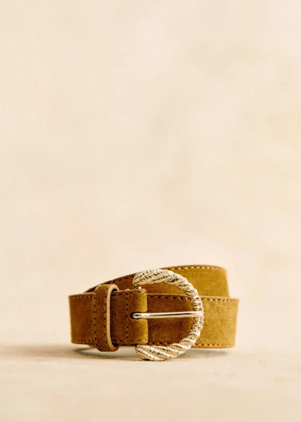 Thelma Belt